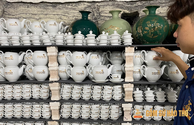 cach-nhan-biet-am-chen-in-logo-chat-luong.jpg