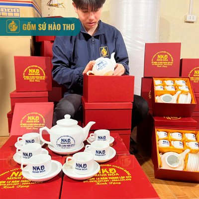 Bộ ấm chén vuông hồng kông - In logo màu ACT02- 500ml